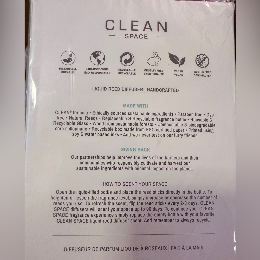 Clean Space Liquid Reed Diffuser - Picture 3 of 3